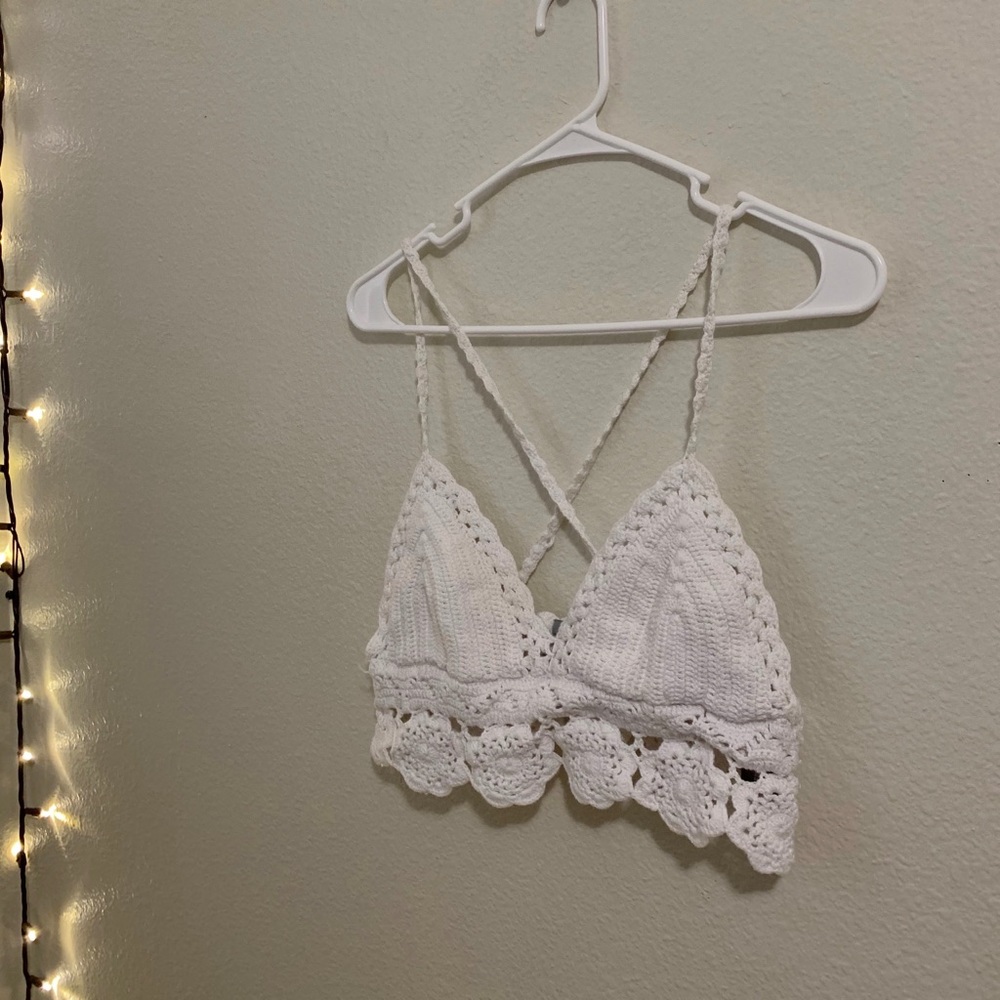 American Eagle Laced bralette